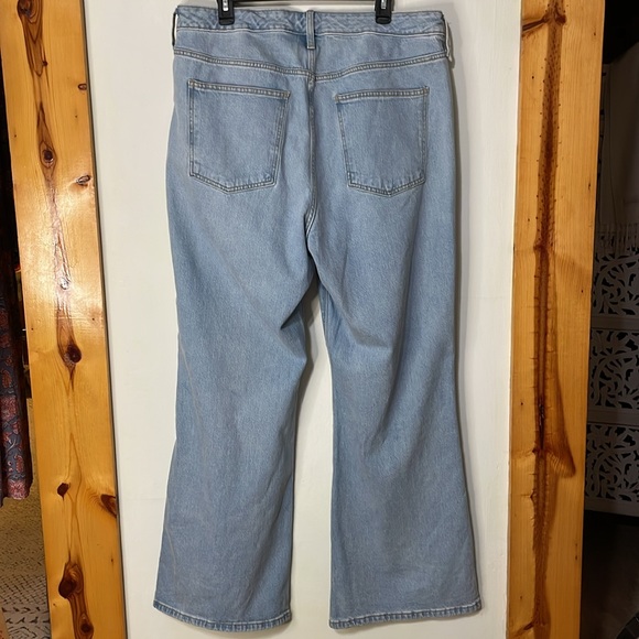 Universal Thread High Rise Flare Jeans 17 R - Picture 3 of 8